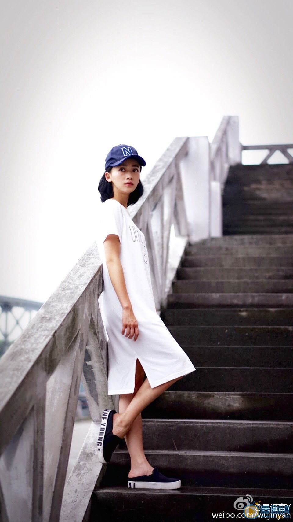 守護麗人朱琦琦扮演者吳謹言寫真生活照欣賞