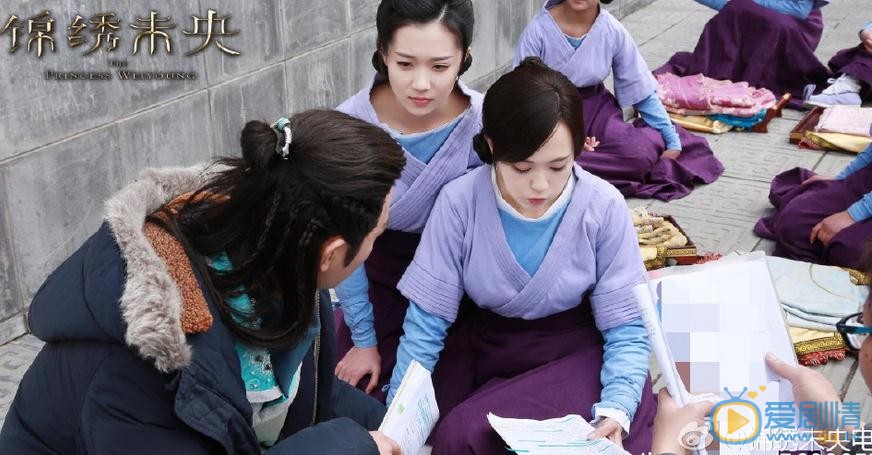 《錦繡未央》幕後片場照曝光 原來唐嫣這么拼（組圖）