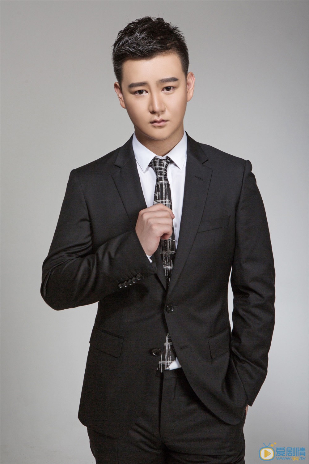 聞欽個人資料簡介 聞欽演藝經歷 聞欽寫真圖片