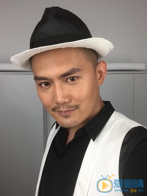 一路繁花相送戴維凡是誰演的？戴維凡扮演者李浩軒個人資料、寫真及生活照欣賞