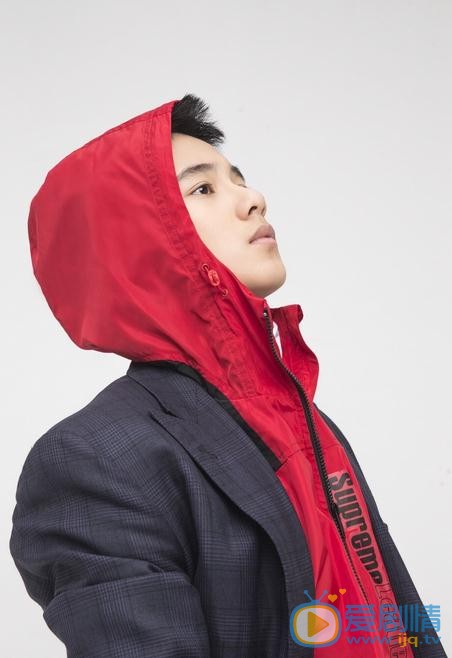 電視劇老男孩蕭晗是誰演的？蕭晗扮演者胡先煦個人資料、寫真及生活照欣賞