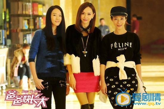   爸爸快長大將播 唐嫣秦麗童謠上演“時代姐妹花”