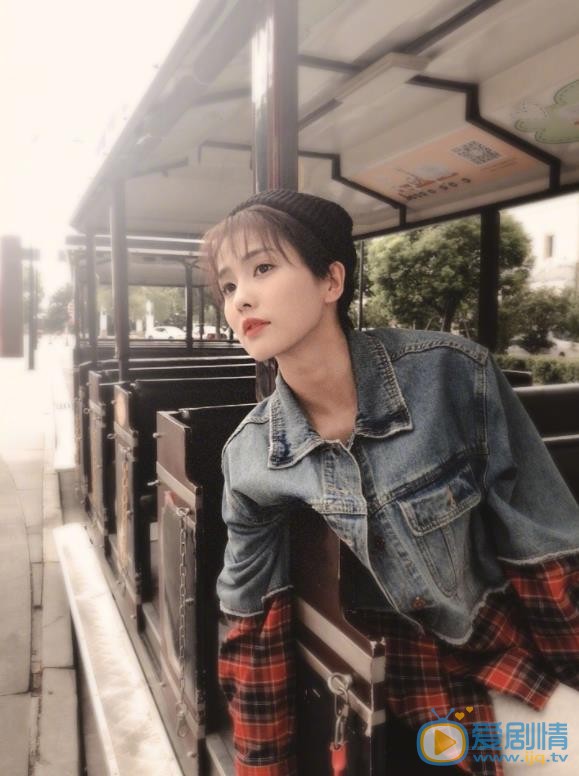 烈火軍校中謝襄是誰演的？謝襄扮演者白鹿個人資料、寫真及生活照欣賞