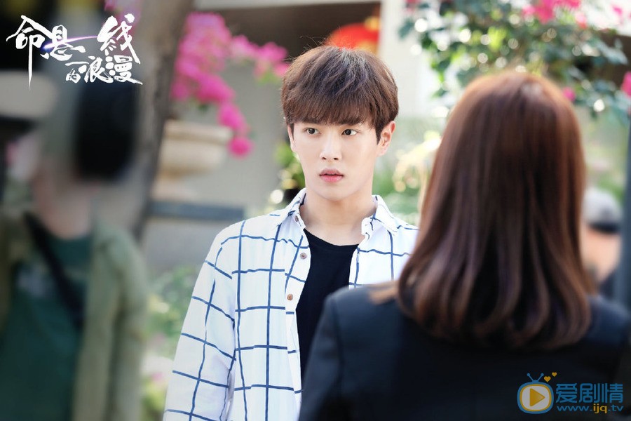 命懸一線的浪漫什麼時間播_命懸一線的浪漫播出時間