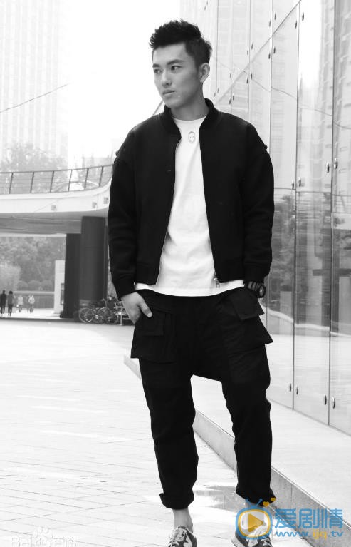 幕後之王凱文是誰扮演的？幕後之王凱文扮演者鄔立朋個人資料、寫真生活照