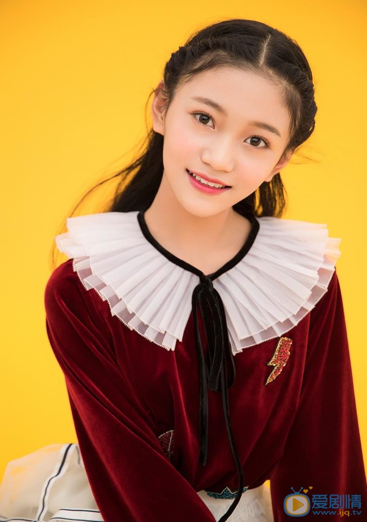 皓鑭傳司徒月是誰飾演的？司徒月扮演者張譯兮個人資料、寫真及生活照欣賞