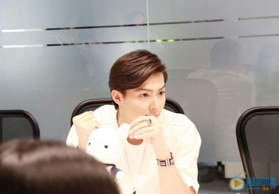 河神丁卯扮演者張銘恩海量照片欣賞