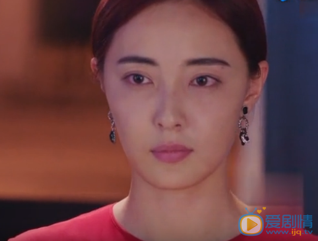一粒紅塵喬楚為什麼整容？喬楚背後隱藏著什麼秘密？