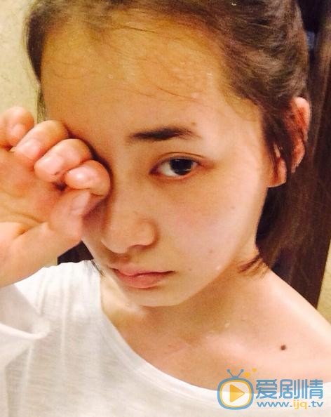 夏至未至程七七是誰扮演的？程七七扮演者柴碧雲個人資料、寫著及生活照欣賞