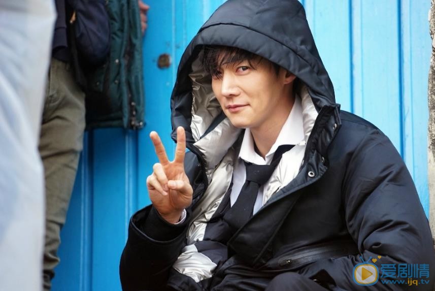 皇后的品格羅王植是誰演的？皇后的品格羅王植扮演者崔振赫個人資料、寫真及生活照欣賞