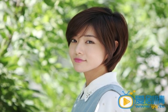 藍素馨與葉幽曇是什麼關係？為什麼有同一個男朋友？是姐妹關係嗎？