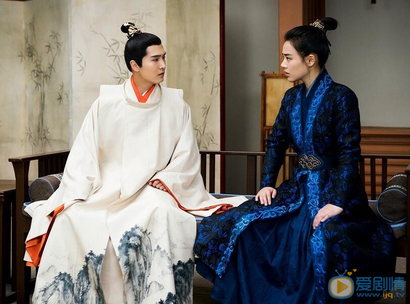  將軍在上曝“花意情濃版”雙人海報 馬思純盛一倫“昭玉CP”滿滿情意