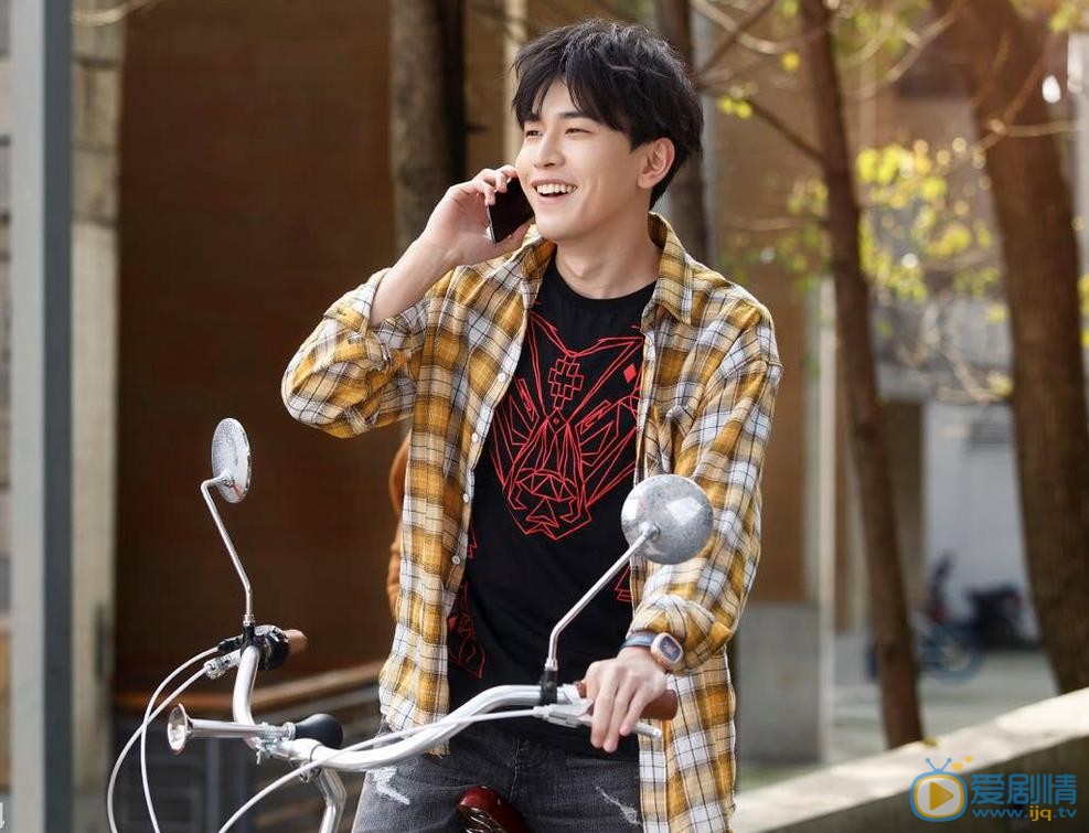 人生若如初相見高紹軒扮演者孔垂楠寫真生活照欣賞