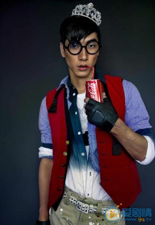 鳴鴻傳沈十五是誰演的?沈十五扮演者張亮個人資料、寫真及生活照欣賞