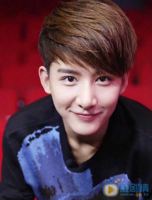 鳳囚凰柳色是誰演的？鳳囚凰柳色扮演者盧卓個人資料、寫真及生活照欣賞