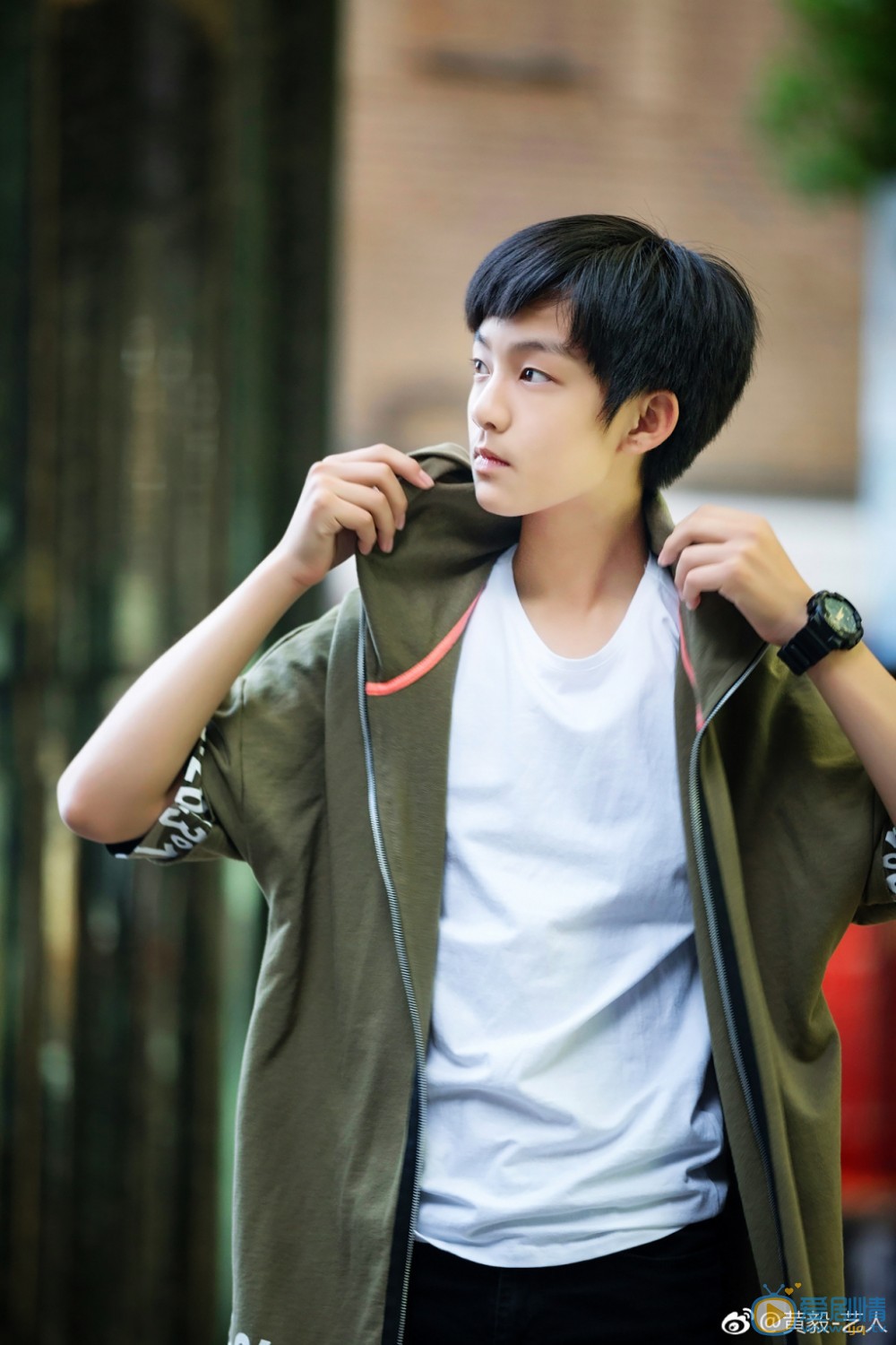 急診科醫生錐子扮演者黃毅個人資料、寫真生活照