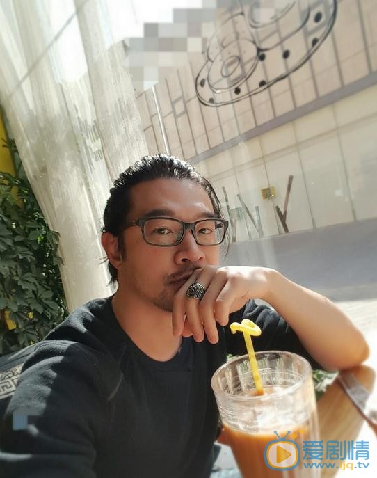 反恐特戰對之獵影鍾原是誰演的？反恐特戰對之獵影鍾原扮演者黃維德個人資料、寫真及生活照欣賞