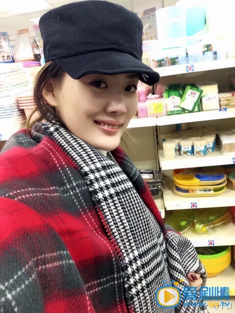 劉海戲金蟾迷迭扮演者千景生活照欣賞