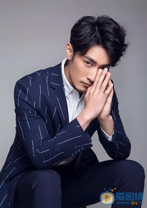 醉玲瓏陸遷是誰扮演的？醉玲瓏陸遷扮演者許鑫個人資料、寫真及生活照欣賞