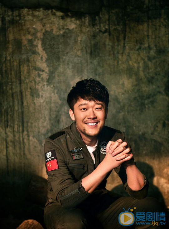 李虹辰個人資料簡介 李虹辰演藝經歷 李虹辰帥氣寫真圖片