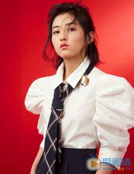 推理筆記夏早安是誰演的？推理筆記夏早安扮演者張子楓個人資料、寫真及生活照欣賞