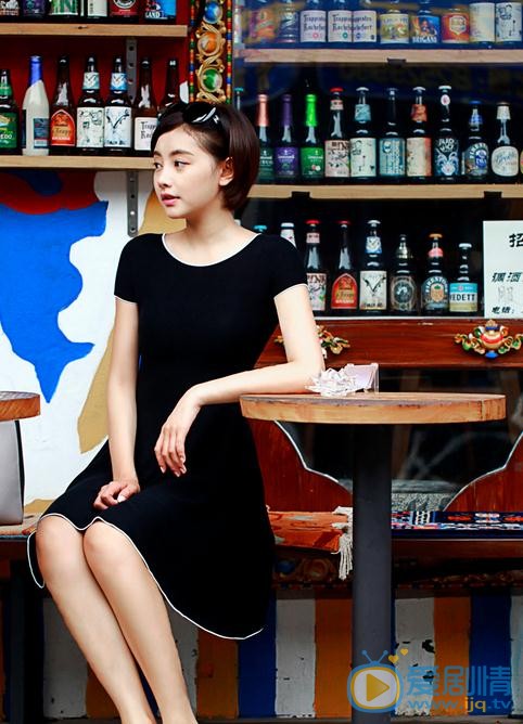 警花與警犬之再上征程董芳菲是誰演的？董芳菲扮演者吳昱瑤個人資料、寫真及生活照欣賞