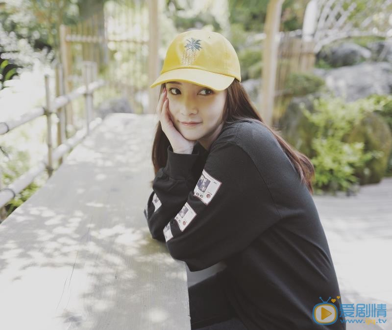 火王之破曉之戰裴珞傾是誰演的？裴珞傾扮演者柏安個人資料、寫真及生活照欣賞