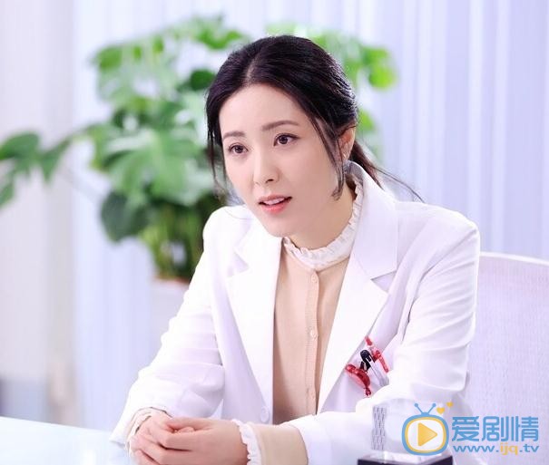 兒科醫生葉梅是誰演的？兒科醫生葉梅扮演者曾黎個人資料、寫真及生活照欣賞