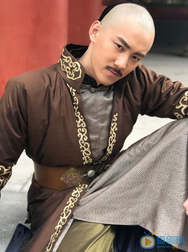 獨步天下布占泰是誰演的?布占泰扮演者晏紫東個人資料及生活寫真照欣賞