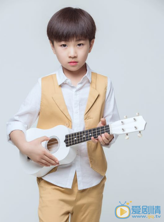 郭唐維個人資料簡介 郭唐維演藝經歷 郭唐維帥氣寫真圖片