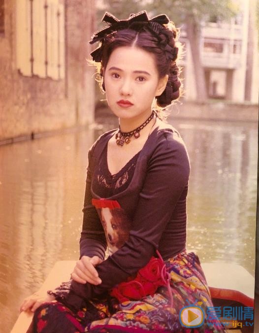 伊能靜個人資料簡介 伊能靜青澀照 伊能靜家庭背景