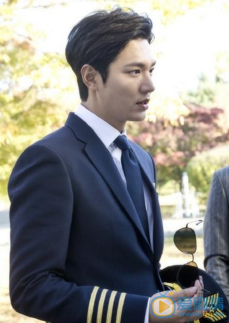 藍色大海的傳說拍攝花絮照曝光 李敏鎬帥出新高度