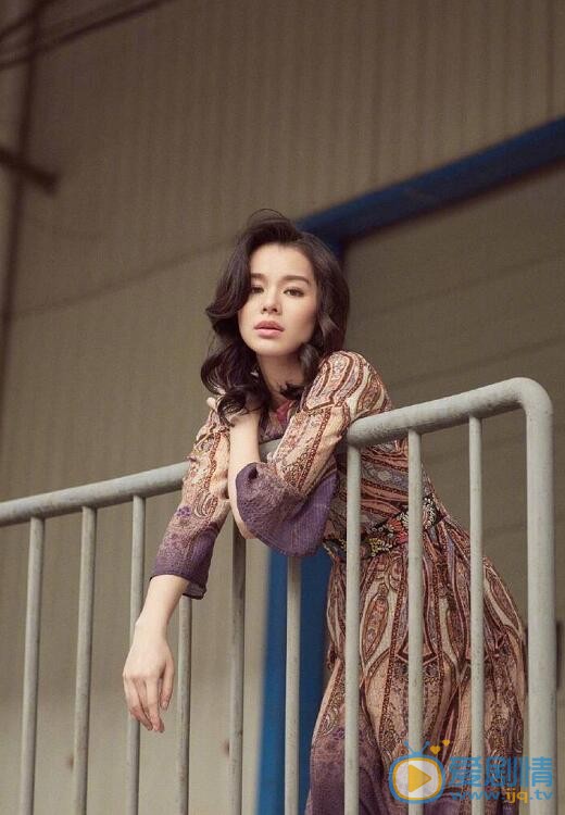  那年花開月正圓胡詠梅是誰演的？胡詠梅扮演者胡杏兒個人資料及生活寫真照欣賞