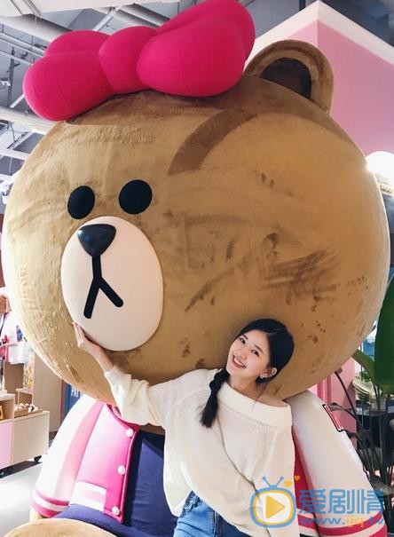 鳳囚凰馬雪雲是誰扮演的？馬雪雲扮演者趙露思個人資料、寫真及生活照欣賞