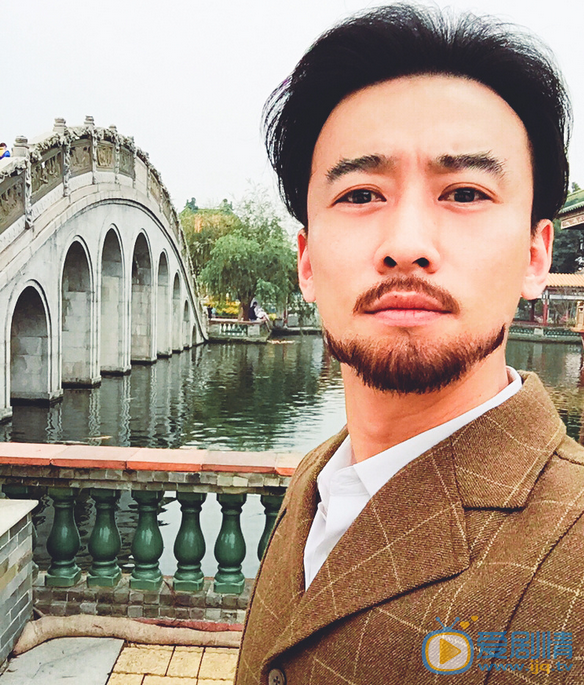  雞毛飛上天王大山是誰演的？王大山扮演者鄭奇個人資料簡介