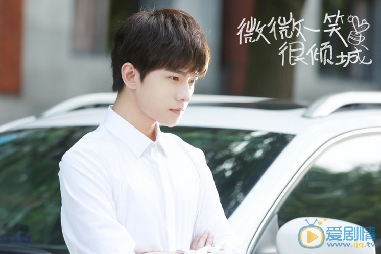 微微一笑很傾城肖奈現在知道貝微微是蘆葦微微了嗎?