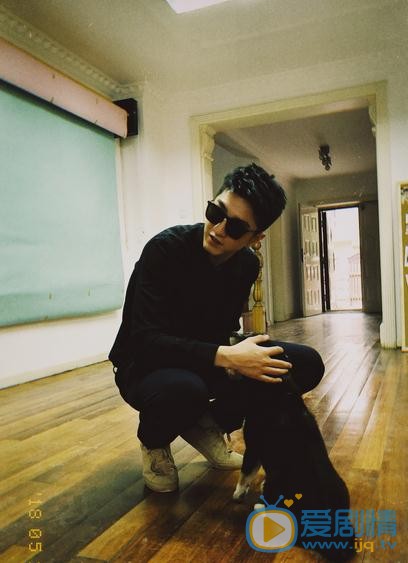 你和我的傾城時光厲致誠是誰演的?厲致誠扮演者金瀚個人資料、寫真及生活照欣賞