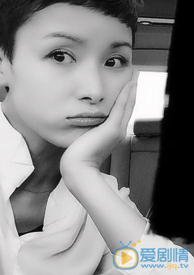 騾子和金子花姑是誰扮演的?花姑扮演者黃曼個人資料、寫真及生活照欣賞