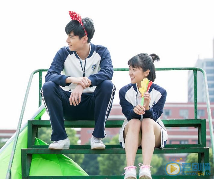 致我們單純的小美好什麼時間播？每周幾更新每天更新幾集？