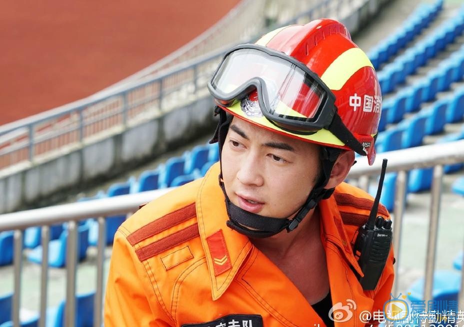 特勤精英張好奇扮演者丁野個人資料、寫真生活照欣賞