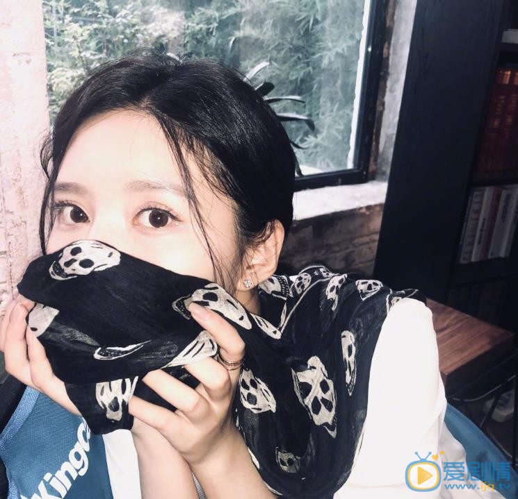 鳴鴻傳妖后明珠是誰演的？妖后明珠扮演者吳優個人資料、寫真及生活照欣賞