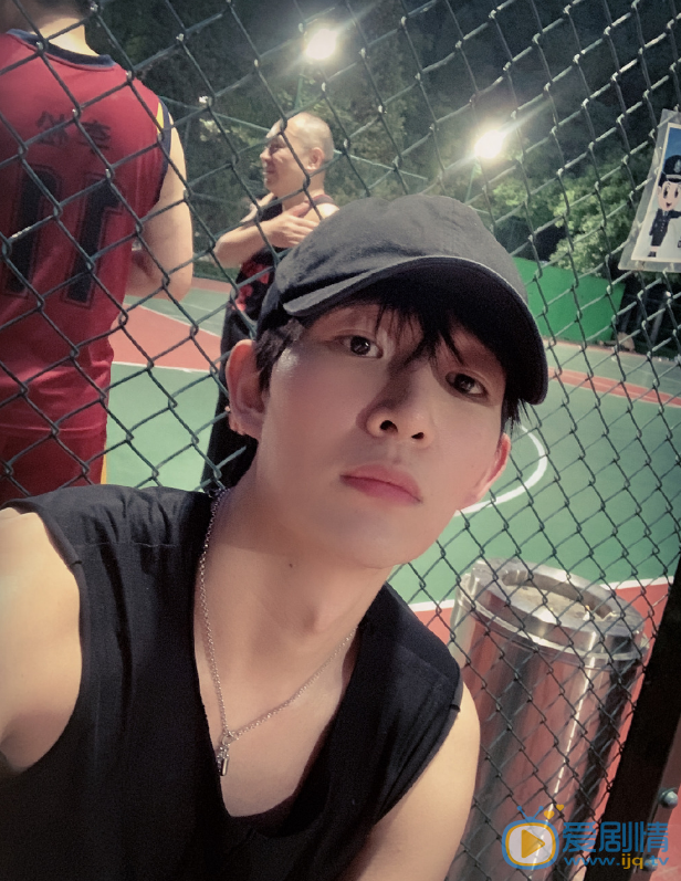 齊天映個人資料簡介 齊天映演藝經歷 齊天映生活照