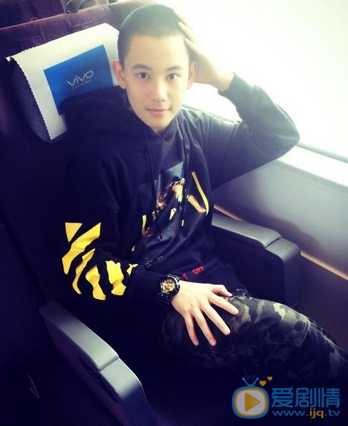 電視劇老男孩蕭晗是誰演的？蕭晗扮演者胡先煦個人資料、寫真及生活照欣賞