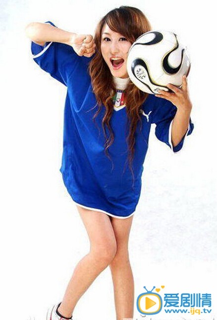  還是夫妻於靈是誰 狼吻門主角劉羽琦大尺度寫真匯集