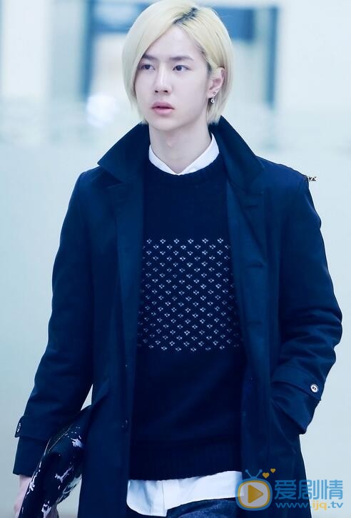  人間至味是清歡翟至味是誰演的？翟至味扮演者王一博個人資料及寫真生活照欣賞