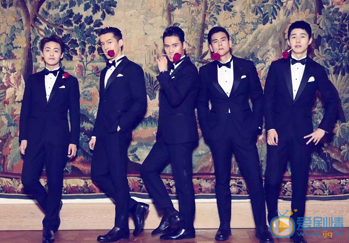 袁弘張歆藝德國古堡大婚現場照  伴娘伴郎史上顏值最高