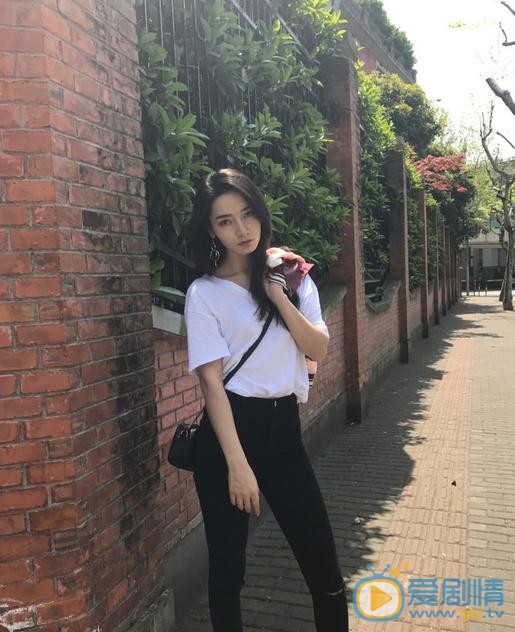 軒轅劍之漢之雲端蒙是誰扮演的？軒轅劍之漢之雲端蒙扮演者代斯個人資料、寫真及生活照欣賞