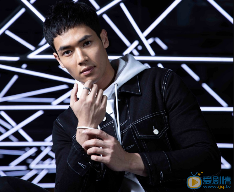 楊天宇個人資料簡介 楊天宇演藝經歷 楊天宇帥氣寫真圖片