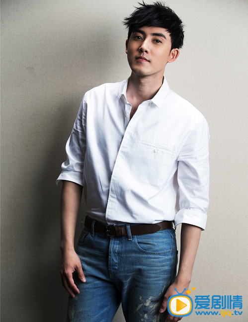 愛的階梯張睿曬造型 白襯衫魅力爆表 愛的階梯劇情介紹