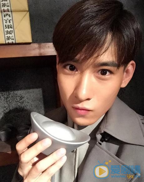 《擊劍小子冷子峰》邵康是誰扮演的？邵康扮演者吳昊澤個人資料、寫真及生活照欣賞